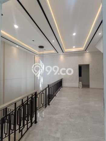 Rumah Luxury Modern Siap Huni di Taman Palem Jakarta Barat Rumah Luxury Modern Siap Huni di Taman Palem Jakarta Barat
