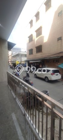 Rumah Sewa Jakarta Utara LT 119m2 LB 357m2 Kawasan Teluk Gong Rumah Sewa Jakarta Utara LT 119m2 LB 357m2 Kawasan Teluk Gong