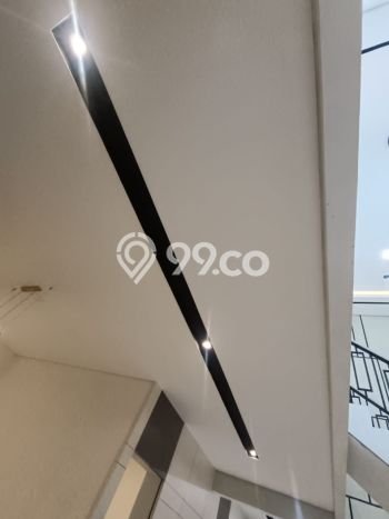 Rumah Luxury Modern Siap Huni di Taman Palem Jakarta Barat Rumah Luxury Modern Siap Huni di Taman Palem Jakarta Barat