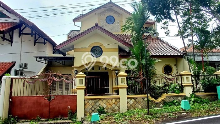 Rumah Bagus Siap Huni Di Semarang Selatan Luas 200m2 Lokasi Strategis Rumah Bagus Siap Huni Di Semarang Selatan Luas 200m2 Lokasi Strategis