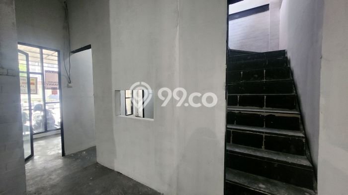 Komersial disewakan di Semarang Utara Semarang dengan luas bangunan 260m2 Komersial disewakan di Semarang Utara Semarang dengan luas bangunan 260m2