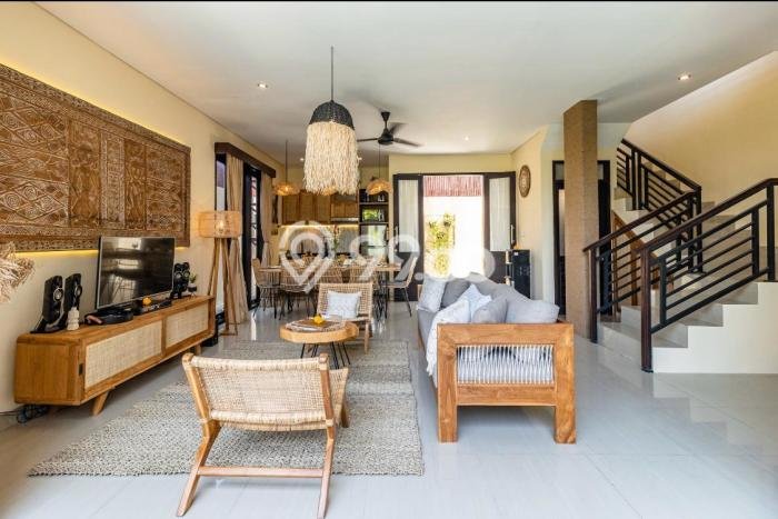 Rumah Elit LB 170m2 Siap Pakai Desain Elegan di Seminyak, Badung Rumah Elit LB 170m2 Siap Pakai Desain Elegan di Seminyak, Badung
