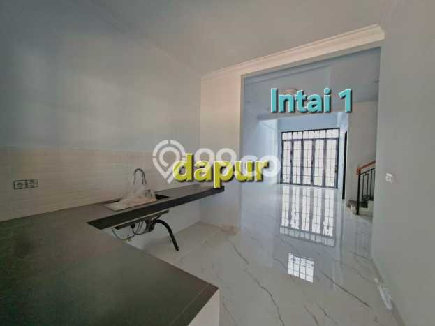 Rumah Luxury Modern Tanpa Renovasi di Pondok Kelapa Jakarta Timur Rumah Luxury Modern Tanpa Renovasi di Pondok Kelapa Jakarta Timur