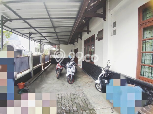 Rumah Luxury Modern Tanpa Renovasi di Pondok Bambu Jakarta Timur Rumah Luxury Modern Tanpa Renovasi di Pondok Bambu Jakarta Timur