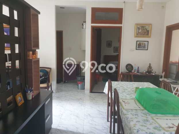 Dijual Rumah Luas Elegan Dengan View Cantik di Pondok Kelapa, Jakarta Timur Dijual Rumah Luas Elegan Dengan View Cantik di Pondok Kelapa, Jakarta Timur