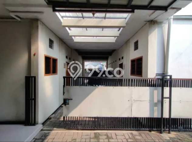 For Sale! Premium House LT 450m2 Desain Elegan di Jatiwaringin For Sale! Premium House LT 450m2 Desain Elegan di Jatiwaringin