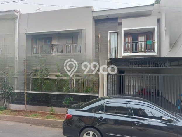 Dijual Rumah Luas Elegan Dengan View Cantik di Pondok Kelapa, Jakarta Timur Dijual Rumah Luas Elegan Dengan View Cantik di Pondok Kelapa, Jakarta Timur