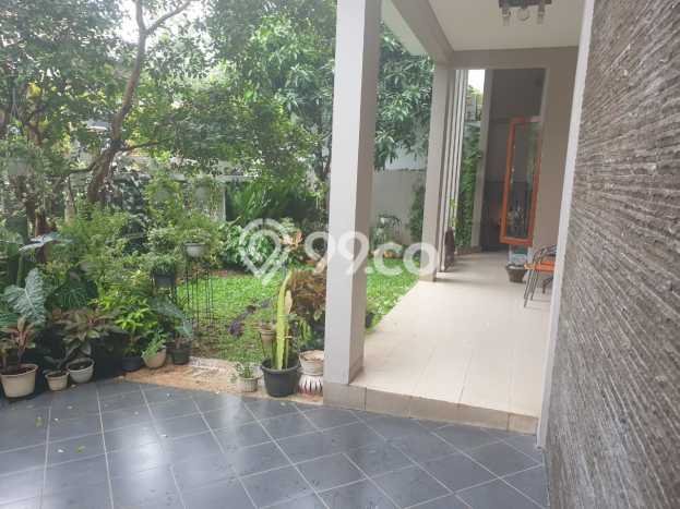 Dijual Rumah Luas Elegan Dengan View Cantik di Pondok Kelapa, Jakarta Timur Dijual Rumah Luas Elegan Dengan View Cantik di Pondok Kelapa, Jakarta Timur