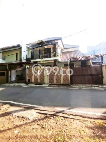 For Sale! Premium House LT 234m2 Desain Modern di Pondok Kelapa For Sale! Premium House LT 234m2 Desain Modern di Pondok Kelapa