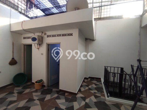 For Sale! Premium House LT 234m2 Desain Modern di Pondok Kelapa For Sale! Premium House LT 234m2 Desain Modern di Pondok Kelapa