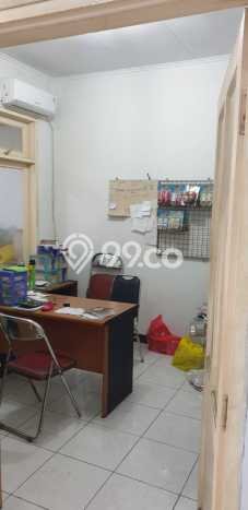 Hunian Mewah LB 200m2 Siap Pakai Desain Elegan di Kalideres, Jakarta Barat Hunian Mewah LB 200m2 Siap Pakai Desain Elegan di Kalideres, Jakarta Barat