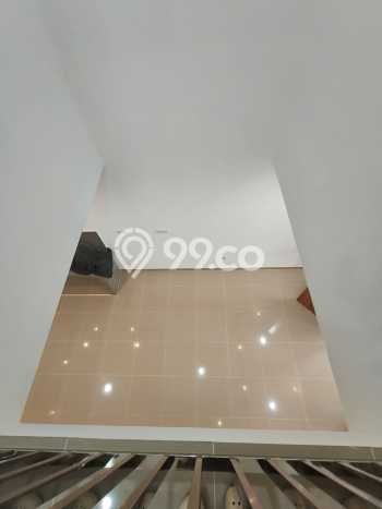 Rumah Luxury Modern Siap Huni di Pegadungan Jakarta Barat Rumah Luxury Modern Siap Huni di Pegadungan Jakarta Barat