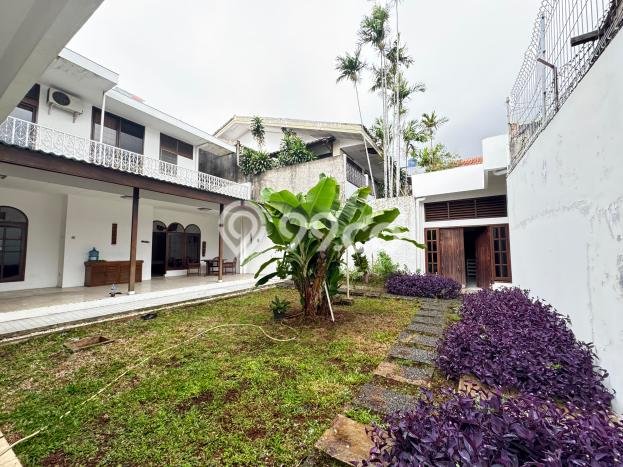 Rumah Luxury Modern Siap Huni di Mampang Jakarta Selatan Rumah Luxury Modern Siap Huni di Mampang Jakarta Selatan