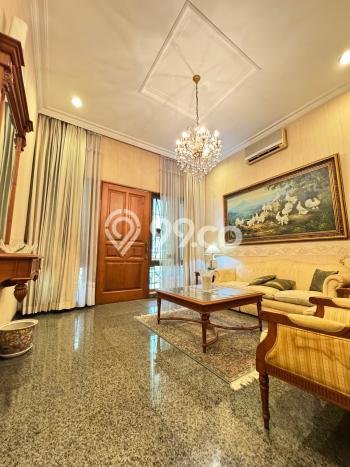 Siap Huni Hunian Elit 5 Kamar di Kebon Jeruk Dekat ke Mana Saja Siap Huni Hunian Elit 5 Kamar di Kebon Jeruk Dekat ke Mana Saja