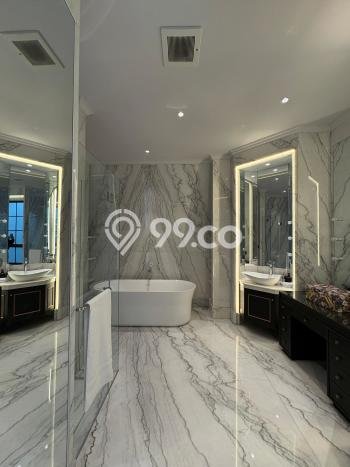 Hunian Elit LB 810m2 Siap Pakai Desain Elegan di Senayan, Jakarta Selatan Hunian Elit LB 810m2 Siap Pakai Desain Elegan di Senayan, Jakarta Selatan