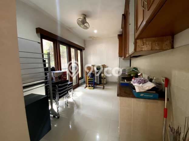 Rumah Eksklusif Dijual LT 492m2 di Cinere, Depok Rumah Eksklusif Dijual LT 492m2 di Cinere, Depok