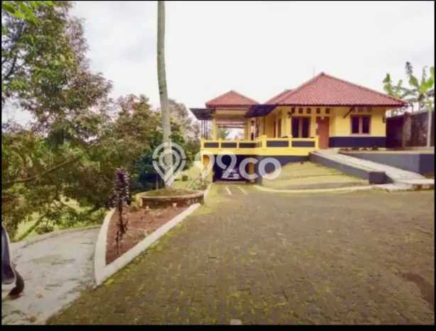 Jarang Ada! Tanah di Bogor Selatan Punya Luas 3273m2 SHM Jarang Ada! Tanah di Bogor Selatan Punya Luas 3273m2 SHM