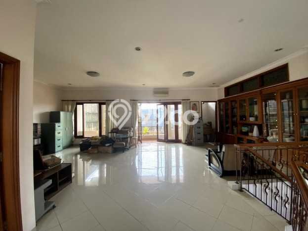 Rumah Eksklusif Dijual LT 492m2 di Cinere, Depok Rumah Eksklusif Dijual LT 492m2 di Cinere, Depok