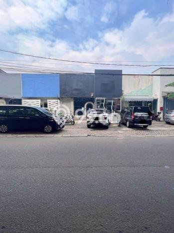 Komersial Dijual di Prime Area Jakarta Selatan Luas 400m2 Komersial Dijual di Prime Area Jakarta Selatan Luas 400m2