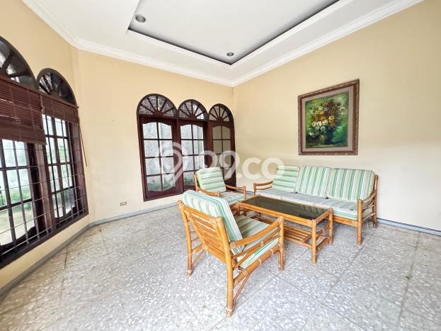 Rumah Luxury Modern Siap Huni di Mampang Jakarta Selatan Rumah Luxury Modern Siap Huni di Mampang Jakarta Selatan