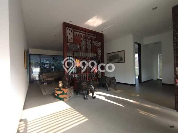 Hunian Elit LB 1328m2 Siap Huni Desain Elegan di Pluit, Jakarta Utara Hunian Elit LB 1328m2 Siap Huni Desain Elegan di Pluit, Jakarta Utara