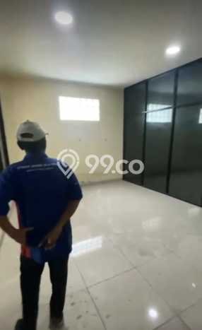 Ruko Komersial Disewakan di Karawaci Tangerang Luas 160m2 Ruko Komersial Disewakan di Karawaci Tangerang Luas 160m2