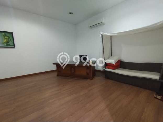 Hunian Elit LB 1328m2 Siap Huni Desain Elegan di Pluit, Jakarta Utara Hunian Elit LB 1328m2 Siap Huni Desain Elegan di Pluit, Jakarta Utara