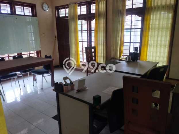 Ruko Dijual di Prime Area Jakarta Barat Luas 420m2 Ruko Dijual di Prime Area Jakarta Barat Luas 420m2