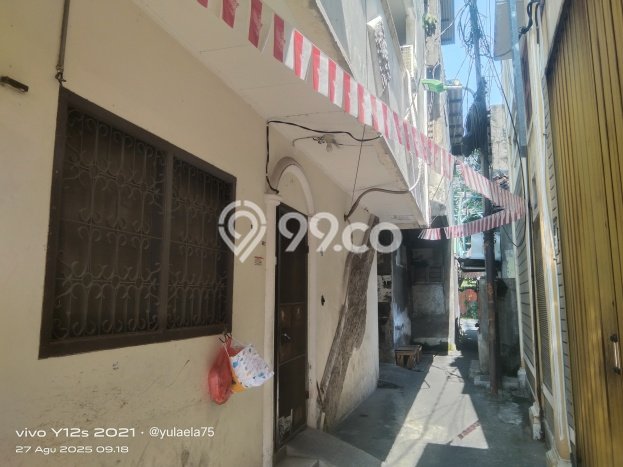 Unit Kost Dijual di Glodok dengan 9 Kamar Area Ramai Unit Kost Dijual di Glodok dengan 9 Kamar Area Ramai