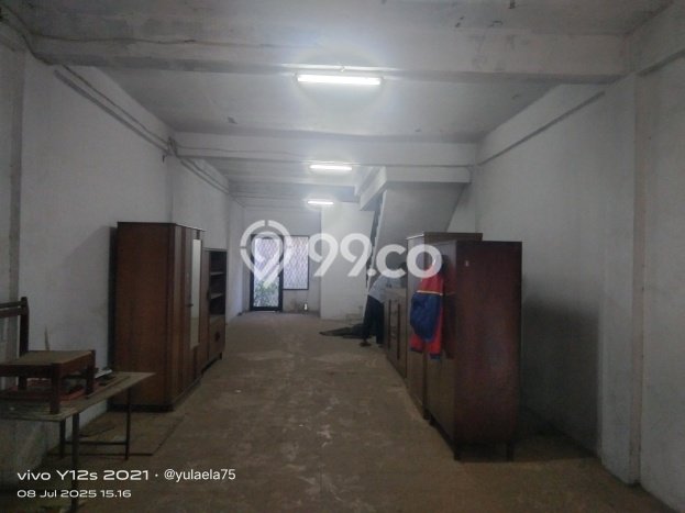 Ruko untuk Disewa di Pusat Jakarta Barat Luas Bangunan 192m2 Ruko untuk Disewa di Pusat Jakarta Barat Luas Bangunan 192m2