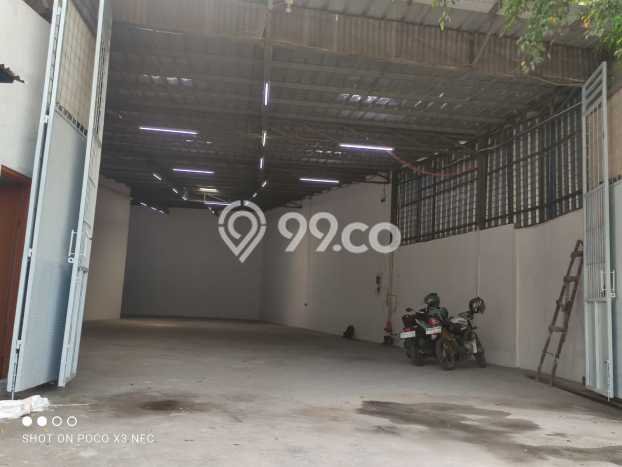 Gudang Disewakan di Kawasan Ramai Kembangan, Jakarta Barat Gudang Disewakan di Kawasan Ramai Kembangan, Jakarta Barat
