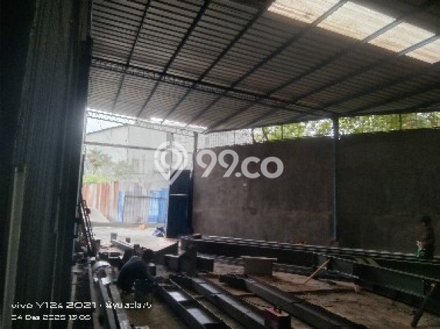 Gudang Disewa di Jakarta Barat dengan LB 3300m2 Area Komersial Ramai Gudang Disewa di Jakarta Barat dengan LB 3300m2 Area Komersial Ramai