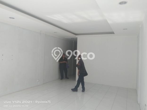 Disewakan Ruko di Pusat Kota Jakarta Barat Ramai Strategis Disewakan Ruko di Pusat Kota Jakarta Barat Ramai Strategis