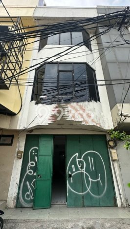 Ruko Dijual di Jakarta Barat LT 60m2 & LB 200m2 Lokasi Terbaik! Ruko Dijual di Jakarta Barat LT 60m2 & LB 200m2 Lokasi Terbaik!