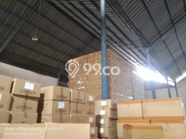 Unit Gudang Disewakan di Rawa Buaya di Area Ramai & Strategis Unit Gudang Disewakan di Rawa Buaya di Area Ramai & Strategis