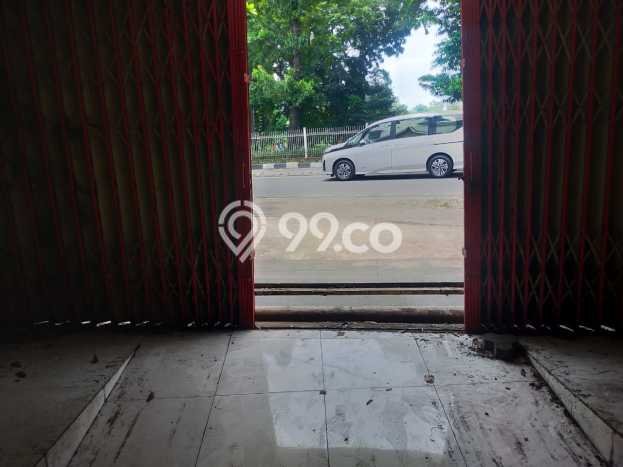 Ruko Dijual di Prime Area Jakarta Barat Luas 420m2 Ruko Dijual di Prime Area Jakarta Barat Luas 420m2