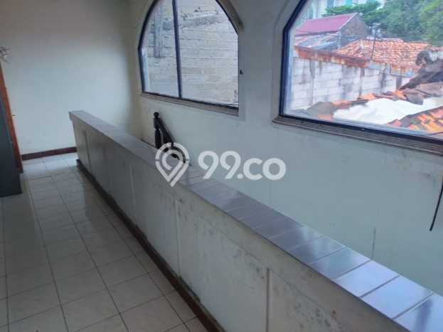 Ruko Dijual di Prime Area Jakarta Barat Luas 420m2 Ruko Dijual di Prime Area Jakarta Barat Luas 420m2