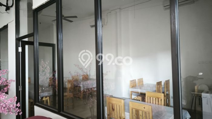Ruko untuk Disewa di Pusat Tangerang Luas Bangunan 230m2 Ruko untuk Disewa di Pusat Tangerang Luas Bangunan 230m2