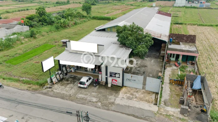 Gudang Dijual Lokasi Stratagis di Piyungan Bantul Cocok untuk Bisnis Gudang Dijual Lokasi Stratagis di Piyungan Bantul Cocok untuk Bisnis