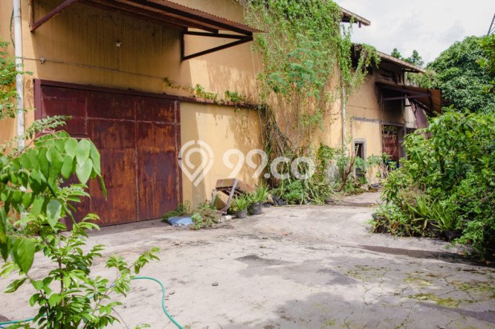 Unit Komersial Dijual di Sewon Bantul Luas Tanah 2518m2, Luas Bangunan 2518m2 Unit Komersial Dijual di Sewon Bantul Luas Tanah 2518m2, Luas Bangunan 2518m2