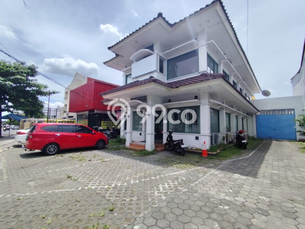 Komersial Dijual di Danurejan Yogyakarta dengan Luas Bangunan 2120m2 Komersial Dijual di Danurejan Yogyakarta dengan Luas Bangunan 2120m2