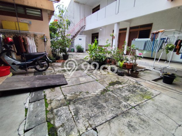 Ready to Use! Premium House LT 829m2 Desain Modern di Caturtunggal Ready to Use! Premium House LT 829m2 Desain Modern di Caturtunggal