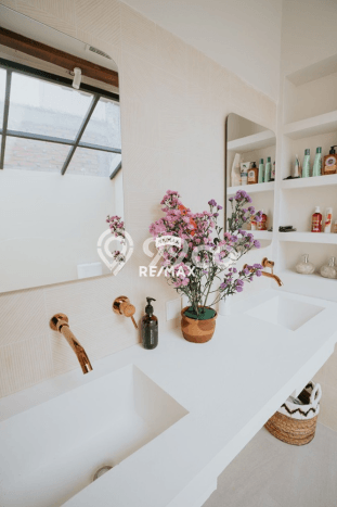 Vila Strategis Kawasan , Luas 100m2m², Lingkungan Nyaman, Tersedia Vila Strategis Kawasan , Luas 100m2m², Lingkungan Nyaman, Tersedia