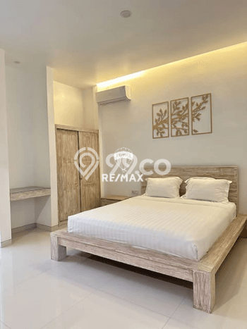Vila For Rent di , Luas 200m2m², Lingkungan Asri Vila For Rent di , Luas 200m2m², Lingkungan Asri