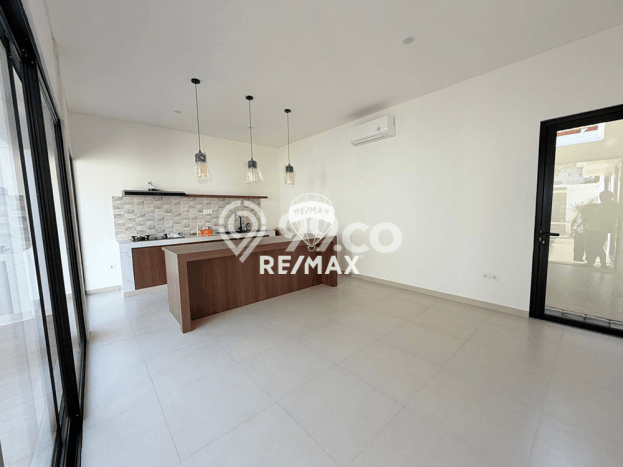 Vila Siap Huni Kawasan , Luas 150m2m², Harganya Terjangkau Vila Siap Huni Kawasan , Luas 150m2m², Harganya Terjangkau