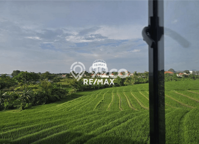 Vila For Rent Kawasan , Luas 200m2m², Lingkungan Nyaman Vila For Rent Kawasan , Luas 200m2m², Lingkungan Nyaman