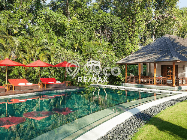 Vila di , Luas 3900m2m², Lokasi Strategis Vila di , Luas 3900m2m², Lokasi Strategis