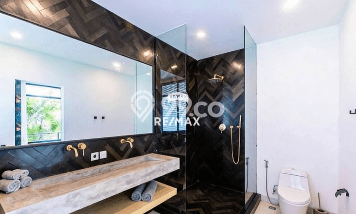 Vila Disewakan di , Luas 680m2m², Kawasan Nyaman Vila Disewakan di , Luas 680m2m², Kawasan Nyaman