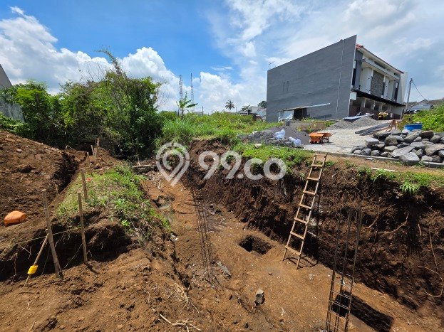 Rumah Luas Asri 10 KT Siap Huni di Malang Kota Malang Rumah Luas Asri 10 KT Siap Huni di Malang Kota Malang