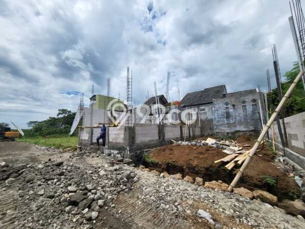 Jual Rumah Modern 10 KT di Merjosari, Malang Jual Rumah Modern 10 KT di Merjosari, Malang